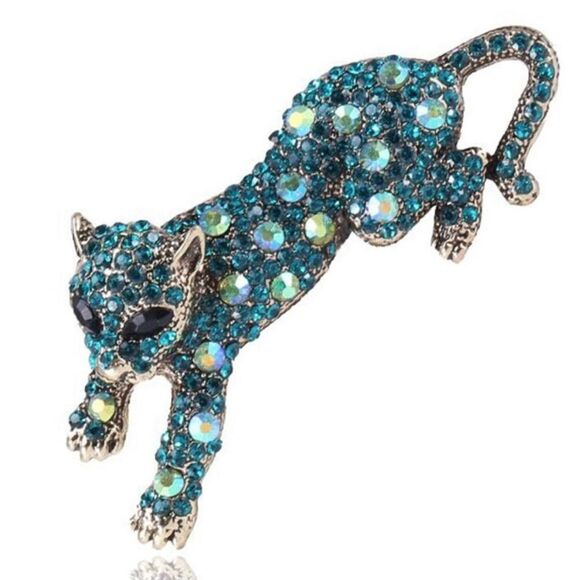 🩵 Betsey Johnson Teal and Silver Panther Brooch 🩵 - Picture 3 of 3